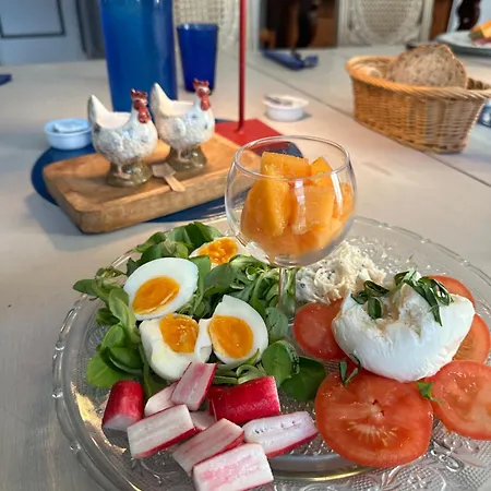 D'hotes De La Vallee Javot Pensjonat *