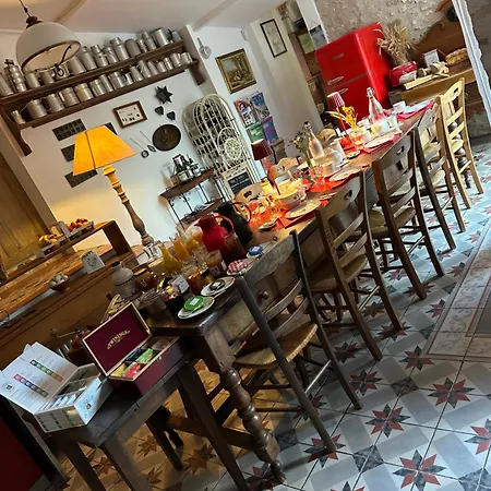 D'hotes De La Vallee Javot